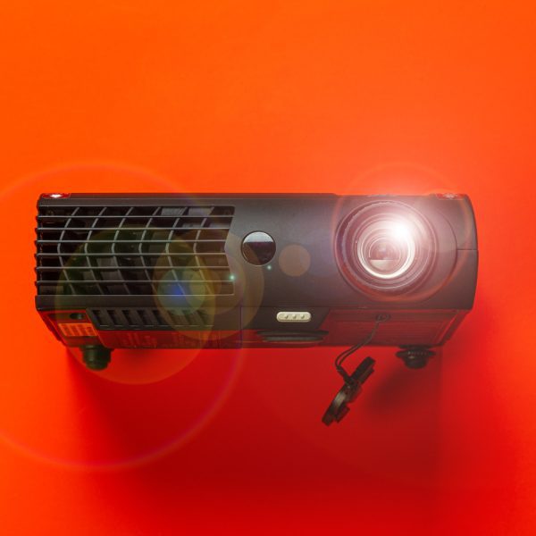 מקרן לייזר צמוד קיר