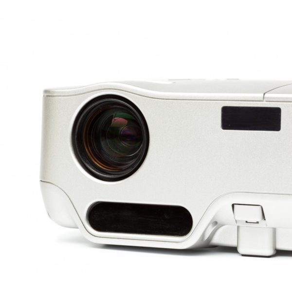 מקרן צמוד קיר