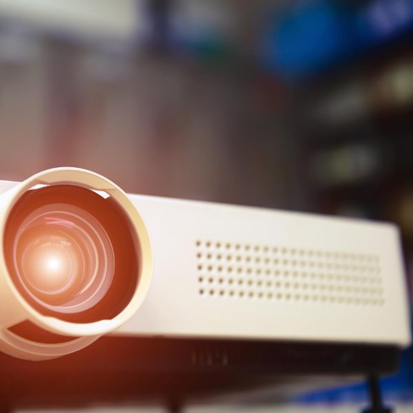 מקרן ביתי מומלץ